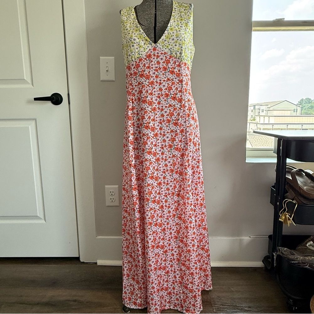 Colorblock Floral V-Neck Maxi Dress Size Large - Picture 2 of 9